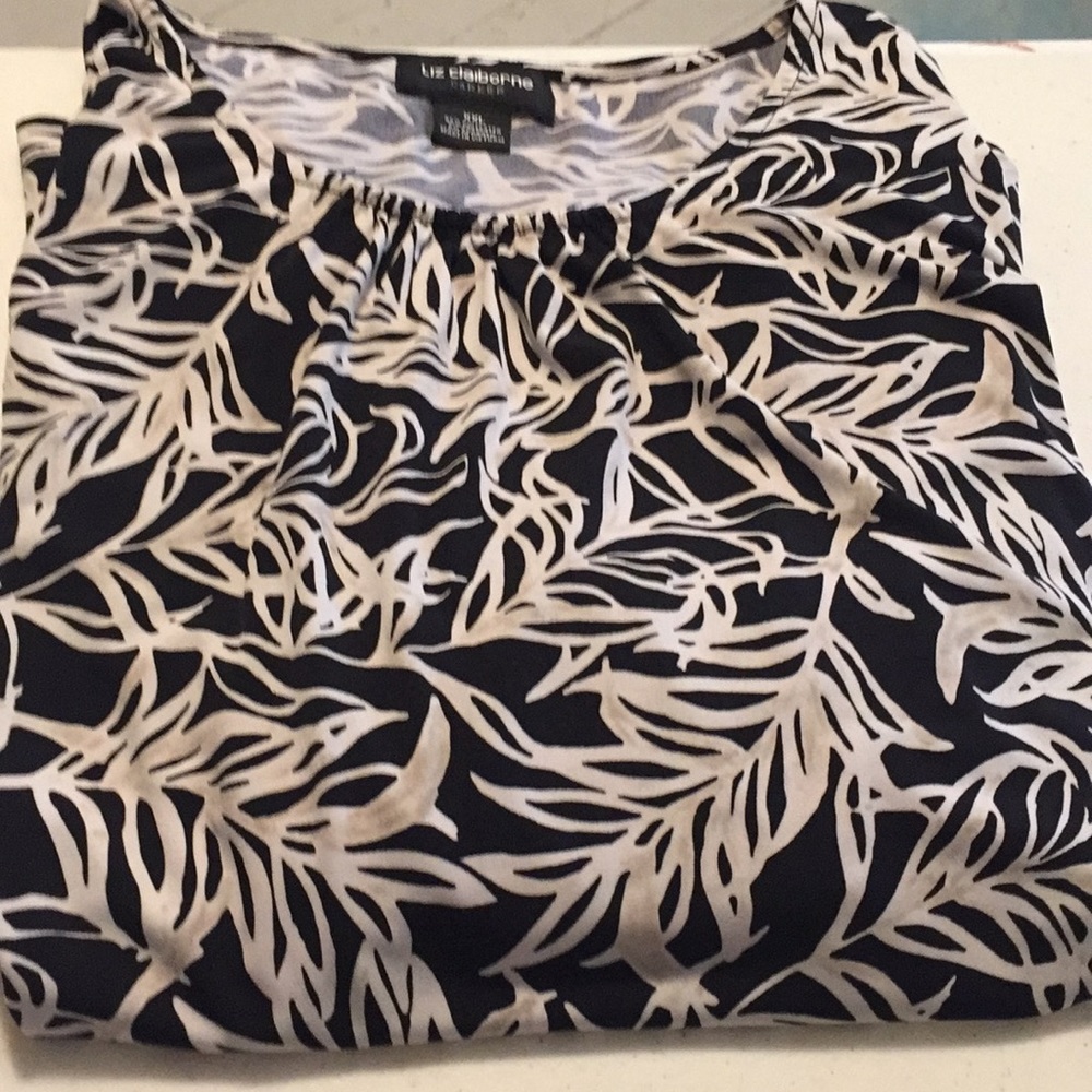 Blouse - Picture 7 of 8